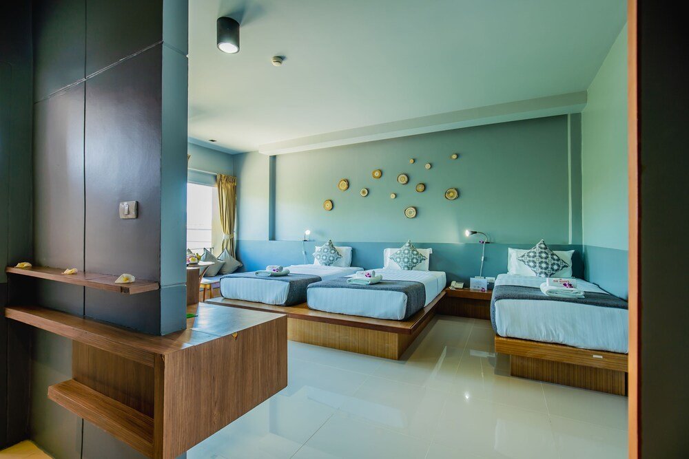 The Rubber Hotel Phuket Room Type - Deluxe Triple Room