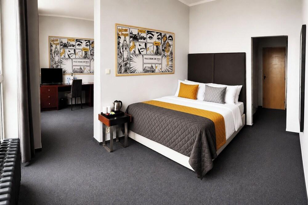 Hotel Uno Prague Room Type - Family Suite Hotel Uno Prague Room Type - Family Suite