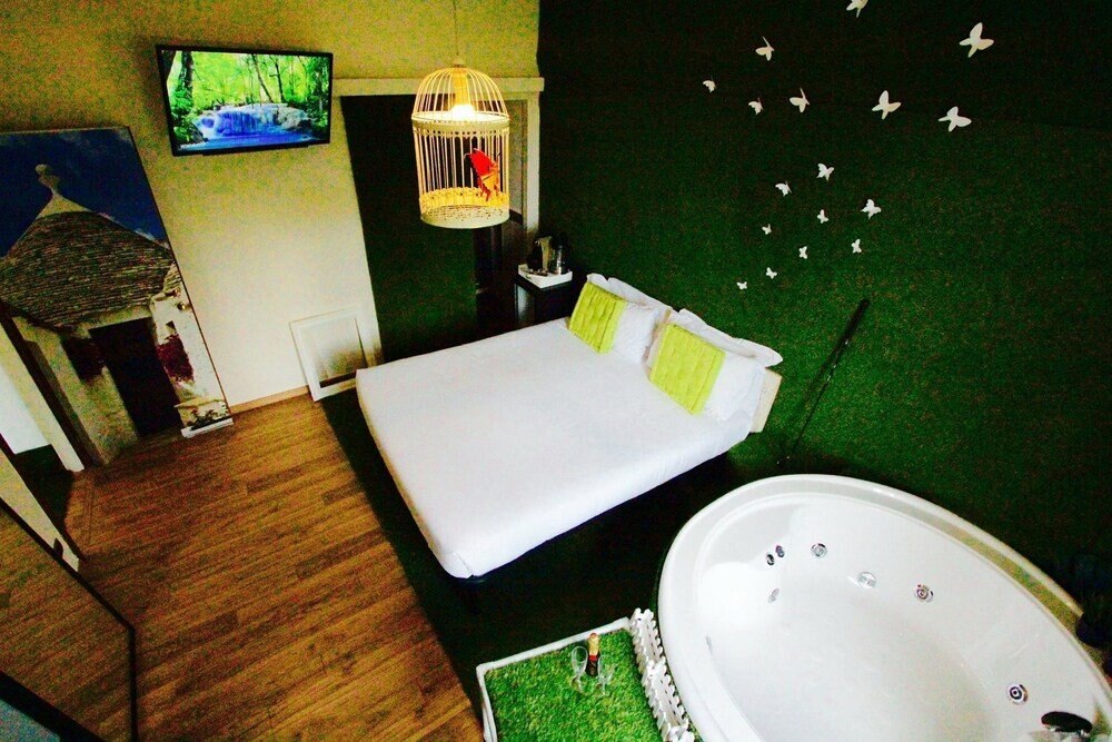Jacuzzi Rooms Room Type - Romantic Double Room, Jetted Tub