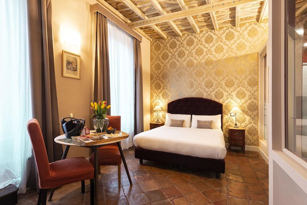 Le Suite Del Barone Room Type - Deluxe Room, Balcony, City View Le Suite Del Barone Room Type - Deluxe Room, Balcony, City View