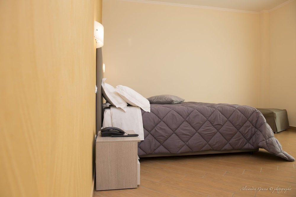 Porto di Claudio Room Type - Triple Room, Accessible