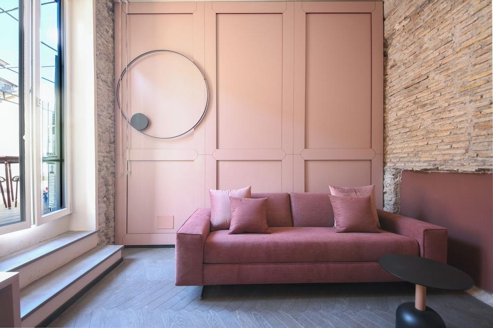 Colonna Suite del Corso Room Type - Junior Studio Suite, 1 King Bed, City View, Executive Level