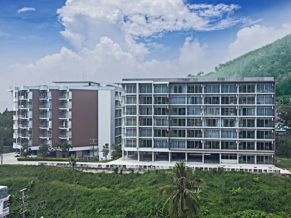 Condo in Karon in Chic Condo - Unit B603 - Tap to explore photos