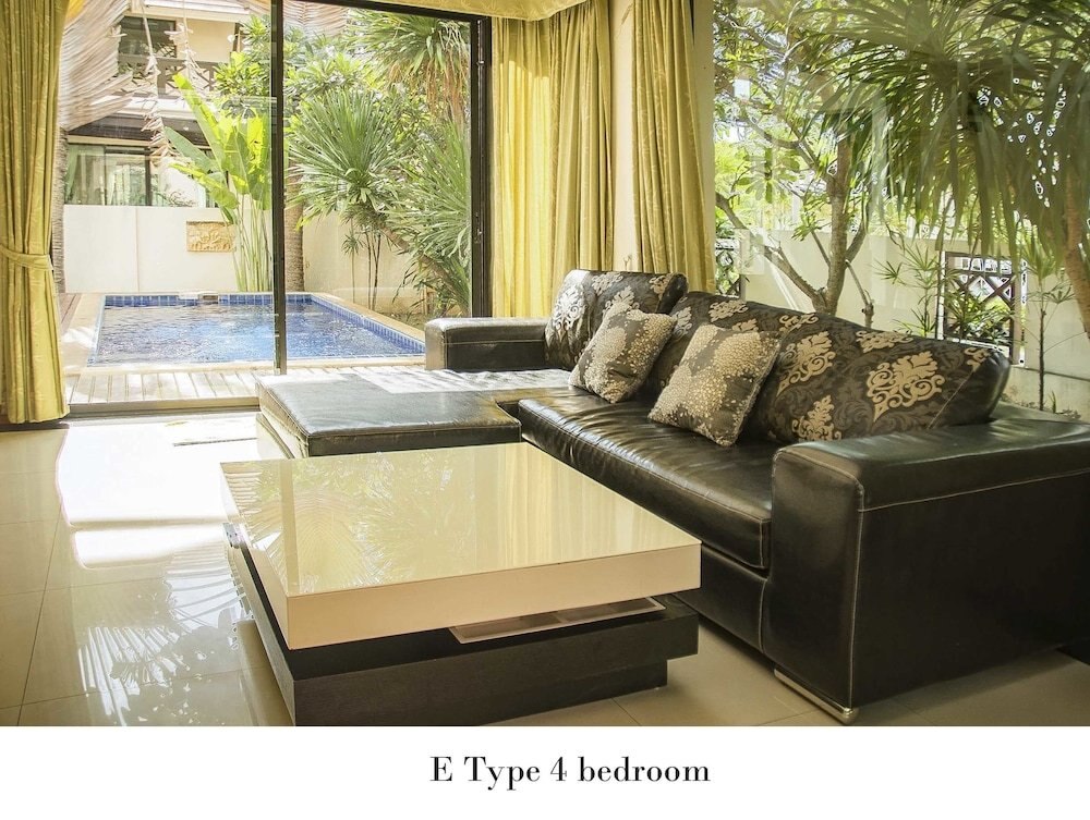Natcha Pool Villa Pattaya - Tap to explore photos