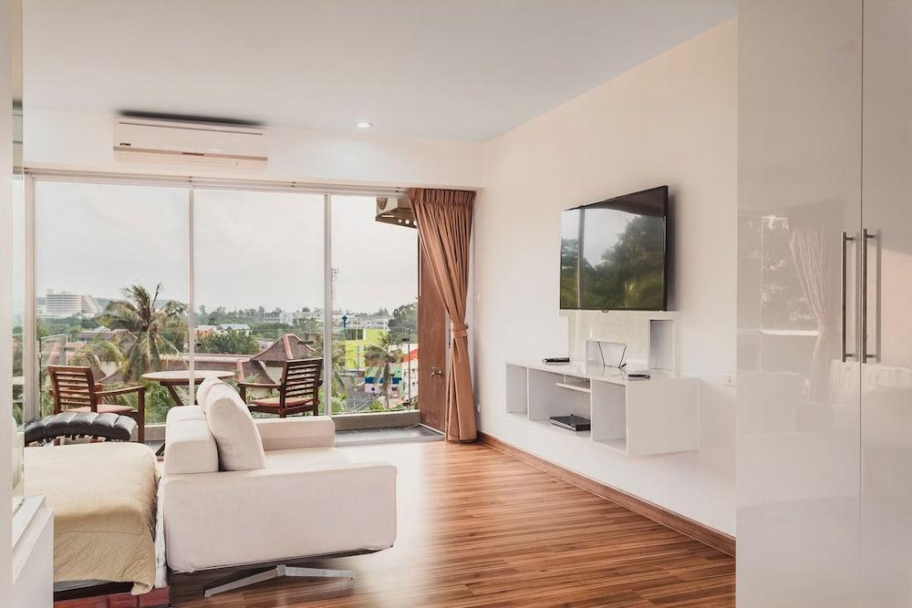 Condo in Karon in Chic Condo - Unit A403 - Tap to explore photos