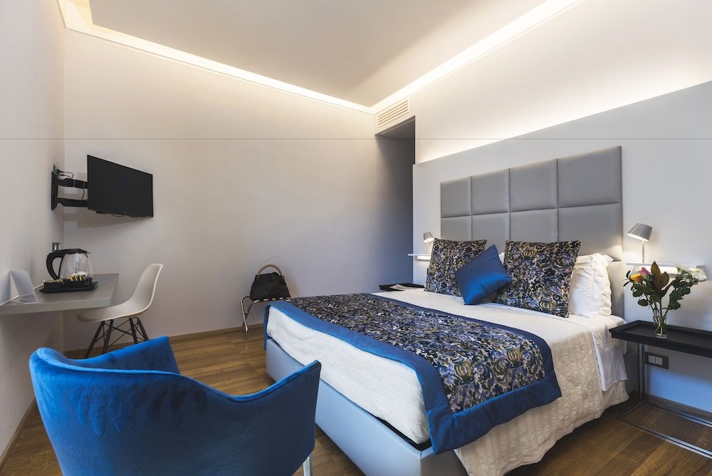 Mascherino Suites Room Type - Superior Double Room, 1 Queen Bed, Accessible, City View