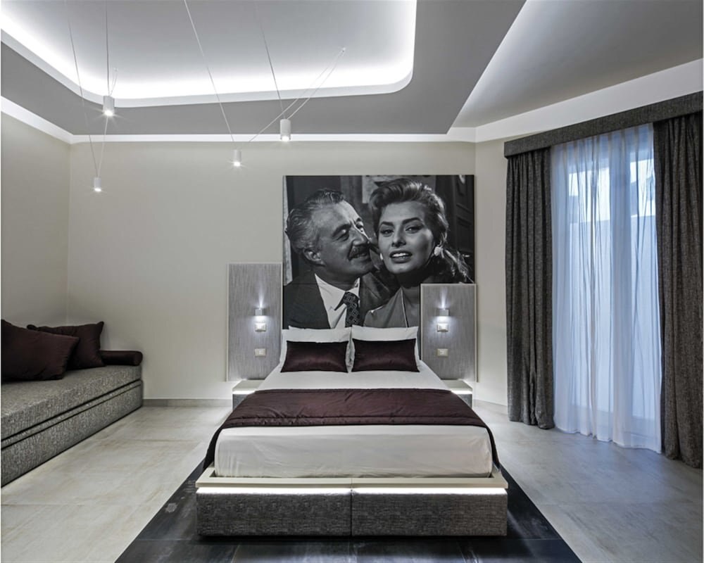 Via Veneto Luxury Suites Room Type - Deluxe Double Room, 1 Queen Bed with Sofa bed