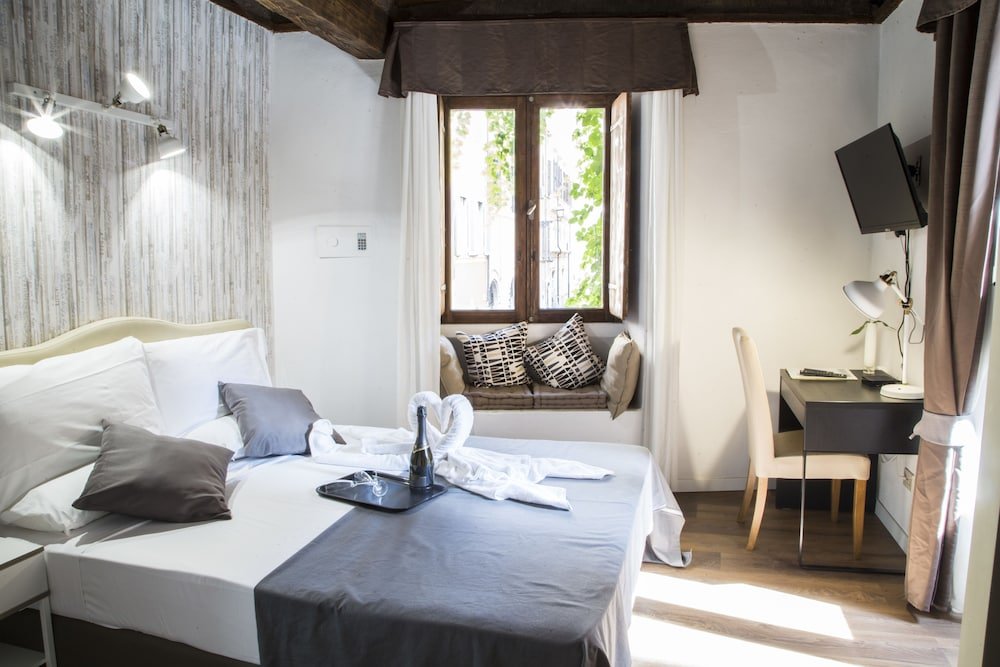 Do-Do Navona Suites Room Type - Superior Double Room, 1 Bedroom, Kitchenette, City View Do-Do Navona Suites Room Type - Superior Double Room, 1 Bedroom, Kitchenette, City View