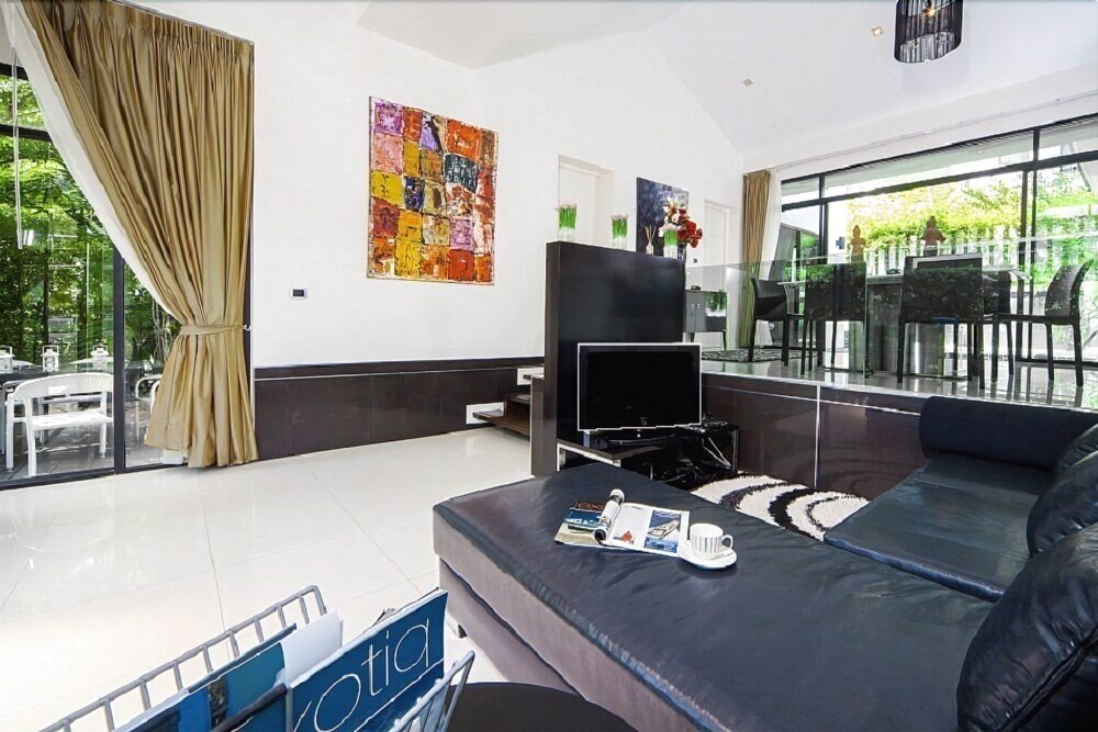 Villa Kamala Regent 3-4 Bedrooms - Tap to explore photos