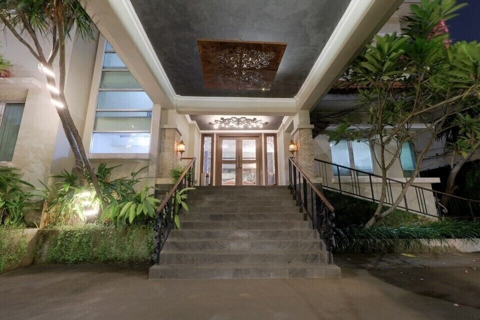 OYO 128 Mutiara Suites - Tap to explore photos