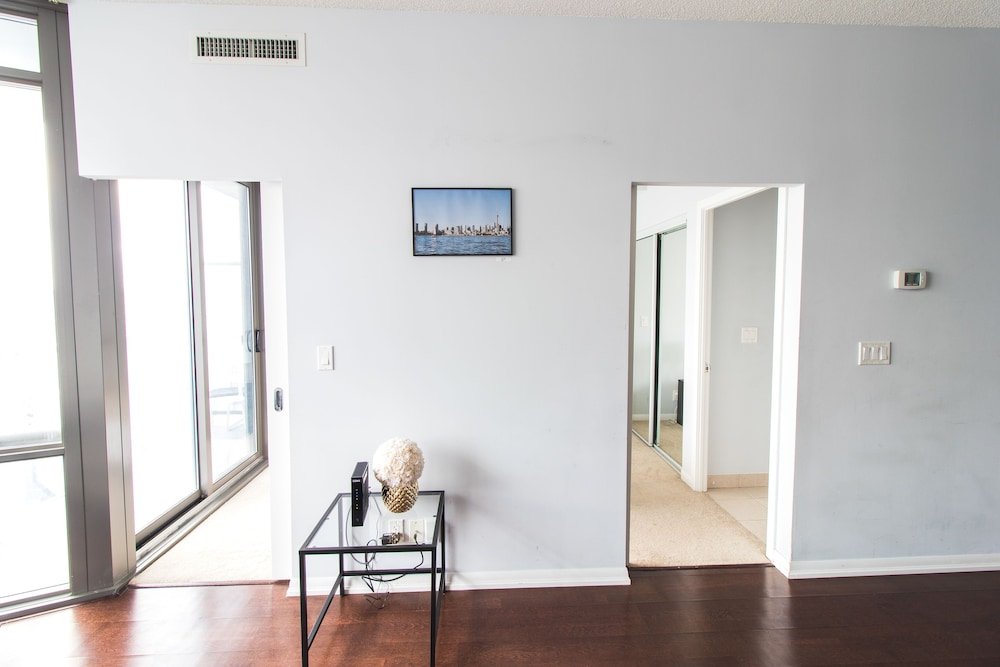 Vacation in Toronto Suites - Tap to explore photos