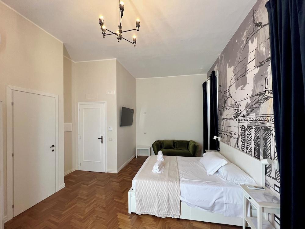 Guest House Fuori Dal Porto Room Type - Comfort Double Room, Ensuite, Harbor View Guest House Fuori Dal Porto Room Type - Comfort Double Room, Ensuite, Harbor View