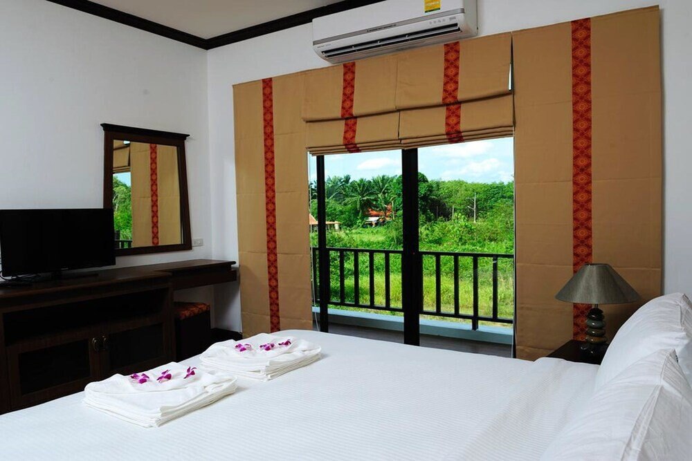 Baan Narakorn Private Pool - Tap to explore photos