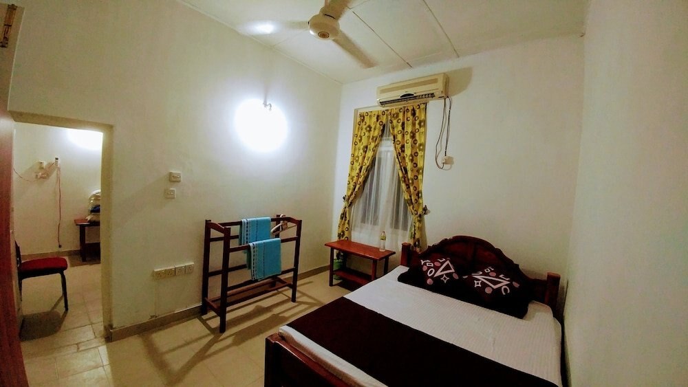 HSN Home Villa - Colombo - Tap to explore photos