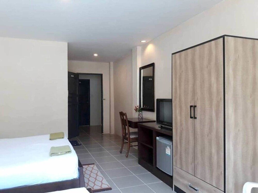 Number One Guest House Room Type - Basic Double Room