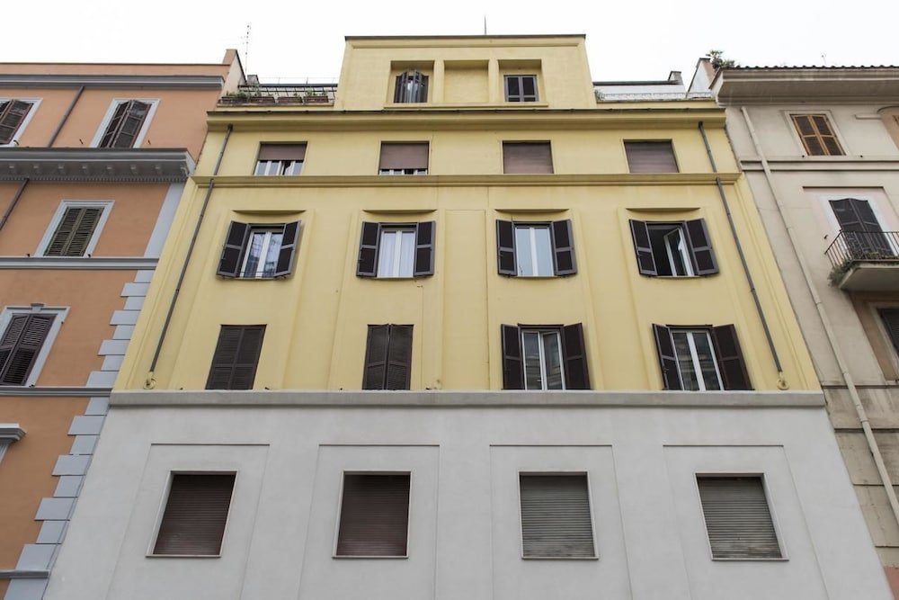 B&B Holidays in Rome - Tap to explore photos