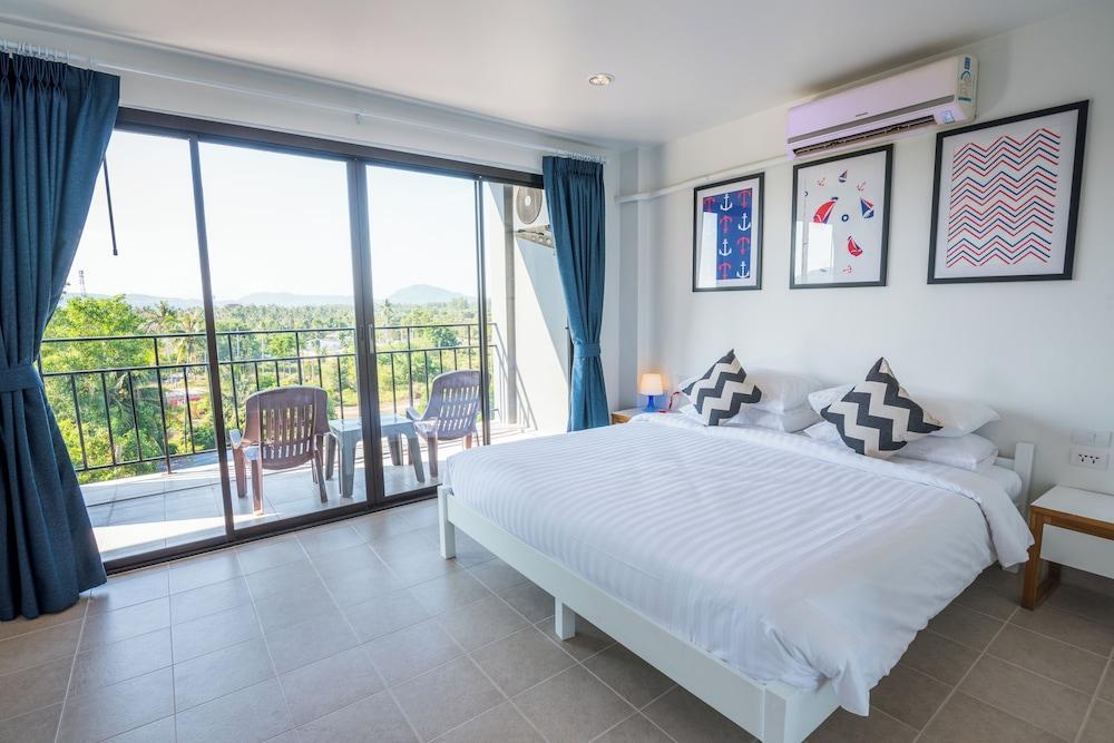 Maikhao Hotel Room Type - Suite, Multiple Beds, Pool View (Suite Two Bedroom Pool View King)