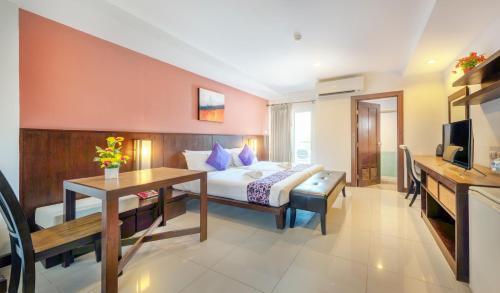 OYO 241 Ratana Hotel Sakdidet Room Type - Standard Double or Twin Room