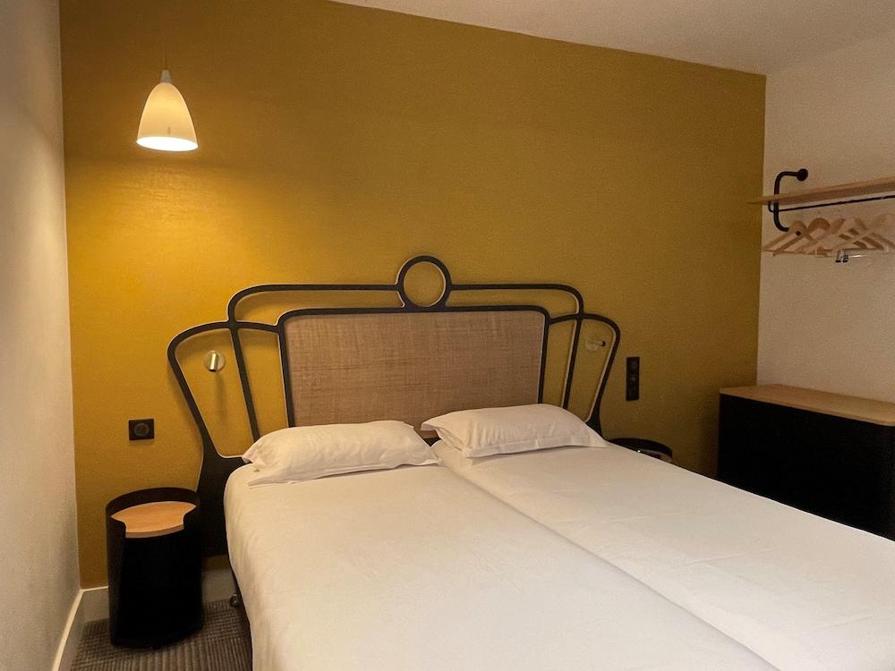 Hôtel de Suez Room Type - Classic Twin Room