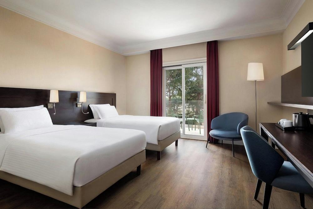 Courtyard by Marriott Rome Central Park Room Type - Room, 2 Twin Beds