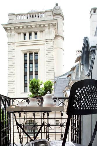 Hotel Residence Henri IV - Tap to explore photos