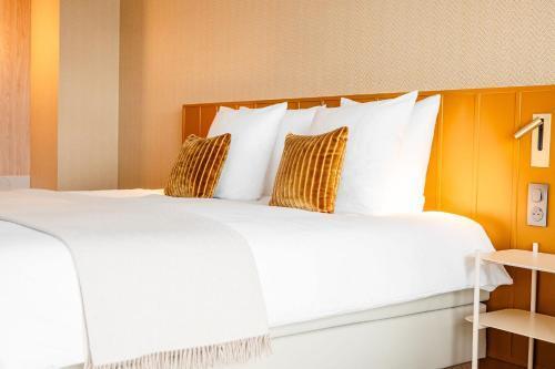 Van der Valk Hotel Paris CDG Airport - Tap to explore photos