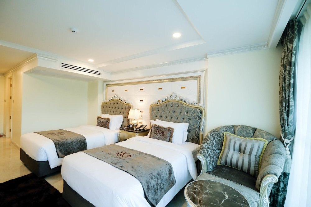 LK Emerald Beach Room Type - Deluxe Twin Beds City View LK Emerald Beach Room Type - Deluxe Twin Beds City View