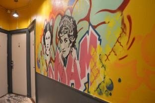 Princess Hostel Amsterdam - Tap to explore photos