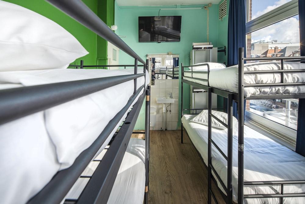 Princess Hostel Amsterdam Room Type - Shared Dormitory, Mixed Dorm, Shared Bathroom (1 bed in 6 person dorm) Princess Hostel Amsterdam Room Type - Shared Dormitory, Mixed Dorm, Shared Bathroom (1 bed in 6 person dorm)