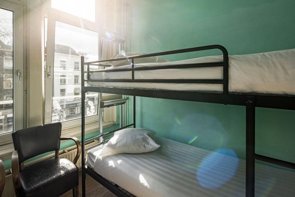 Princess Hostel Amsterdam Room Type - Basic Shared Dormitory, Women only, Shared Bathroom