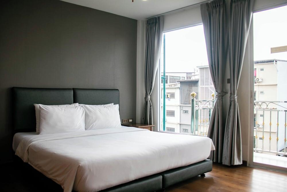 Lamphu Tree House Boutique Hotel Room Type - Canal City Deluxe (Second Building)