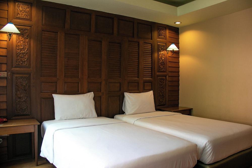 Lamphu Tree House Boutique Hotel Room Type - Standard Twin Room (Second Building) Lamphu Tree House Boutique Hotel Room Type - Standard Twin Room (Second Building)