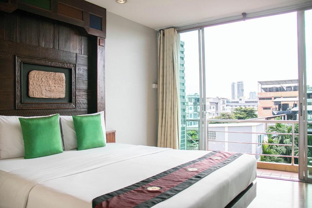 Lamphu Tree House Boutique Hotel Room Type - Deluxe Room (Main Building)
