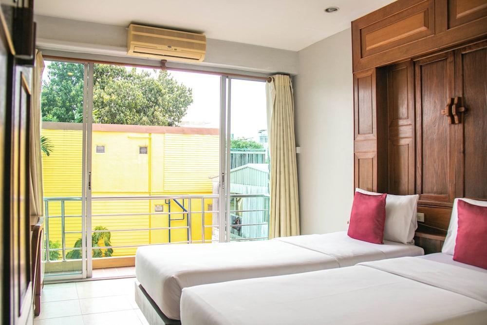 Lamphu Tree House Boutique Hotel Room Type - Deluxe Twin Room (Main Building) Lamphu Tree House Boutique Hotel Room Type - Deluxe Twin Room (Main Building)