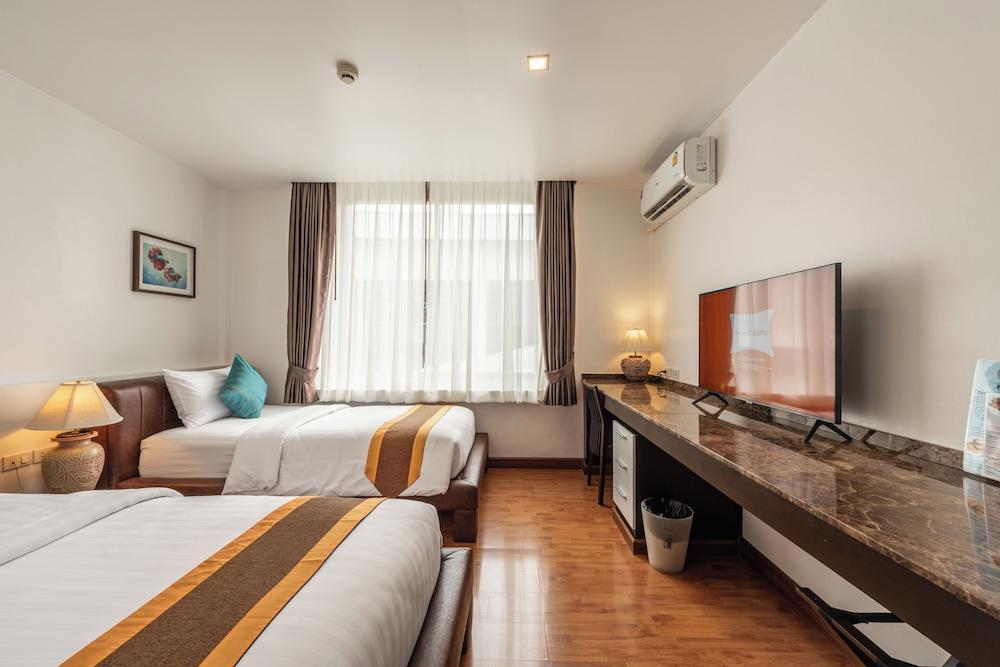 The Bedrooms Boutique Hotel Room Type - Deluxe Twin Room