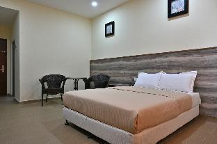 Cenang View Hotel - Tap to explore photos