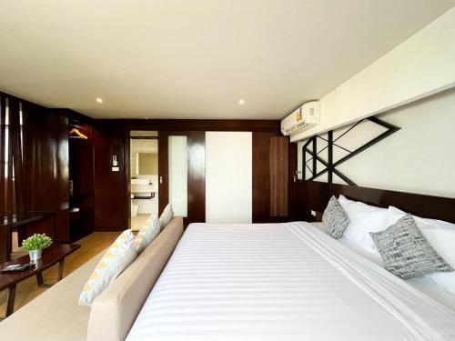 Coco Hotel