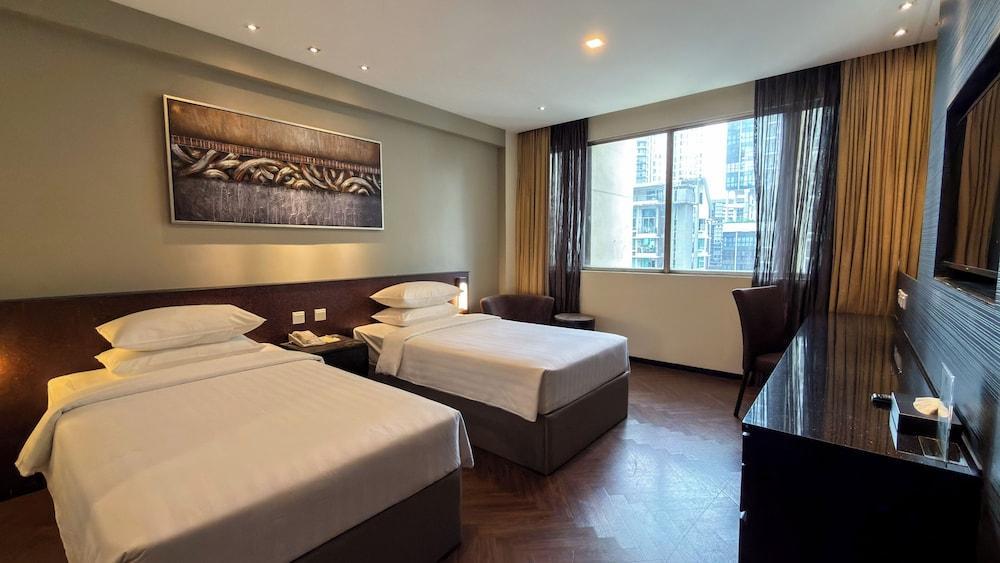 Hotel Royal Room Type - Deluxe Twin Room
