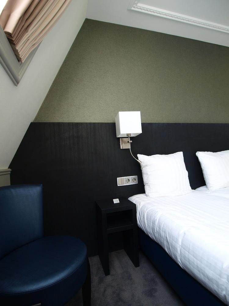 Hotel Clemens Amsterdam - Tap to explore photos