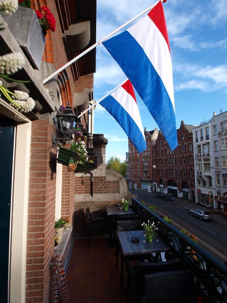 Hotel Clemens Amsterdam - Tap to explore photos
