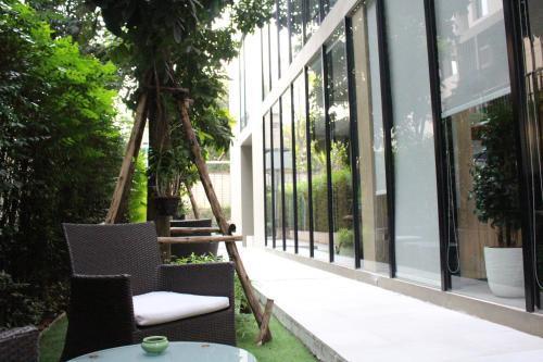 Alix Bangkok Hotel - Tap to explore photos