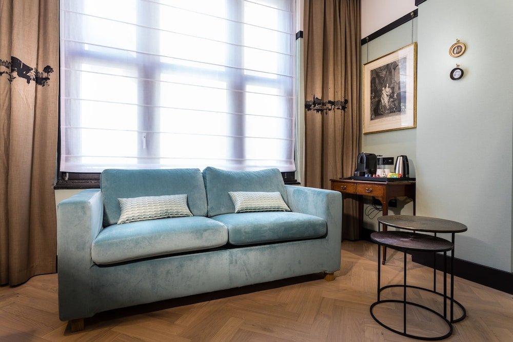 The Hendrick's Hotel - Tap to explore photos