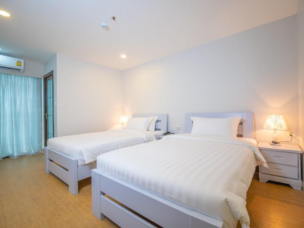 The Kinn Room Type - Executive Twin Room