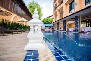 The LD Pattaya - Tap to explore photos