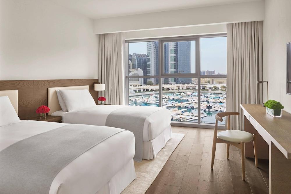 The Abu Dhabi Edition Room Type - Apartment, 3 Bedrooms, Marina View