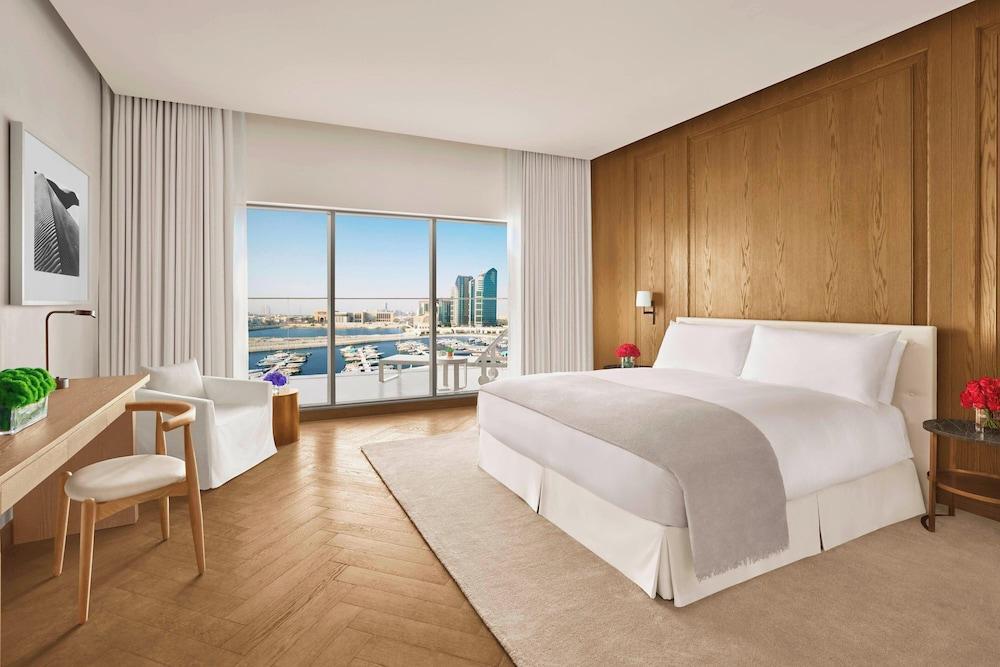 The Abu Dhabi Edition Room Type - Family Suite, 1 King Bed, Non Smoking, Balcony