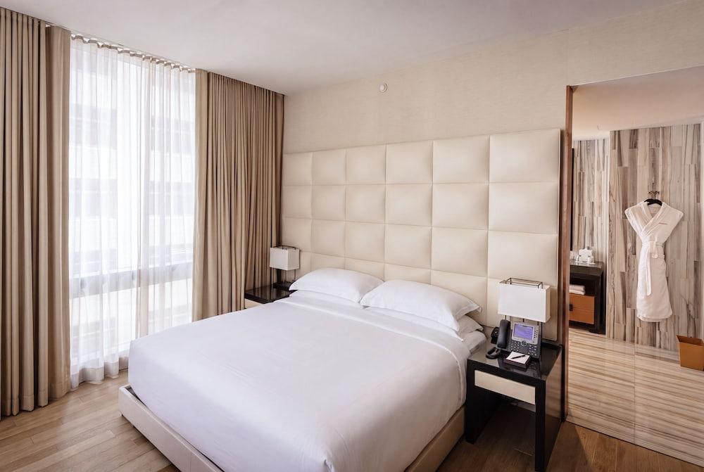 The Dominick Room Type - Suite, 1 King Bed (Spa)