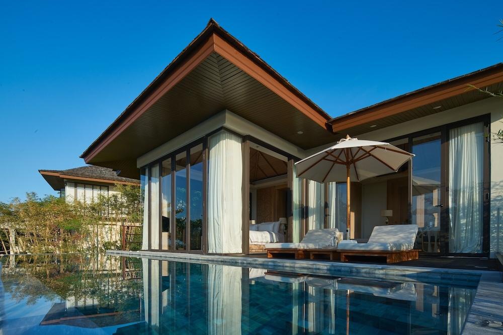 Cape Fahn Hotel – Private Islands Samui Room Type - Bay View Pool Villa