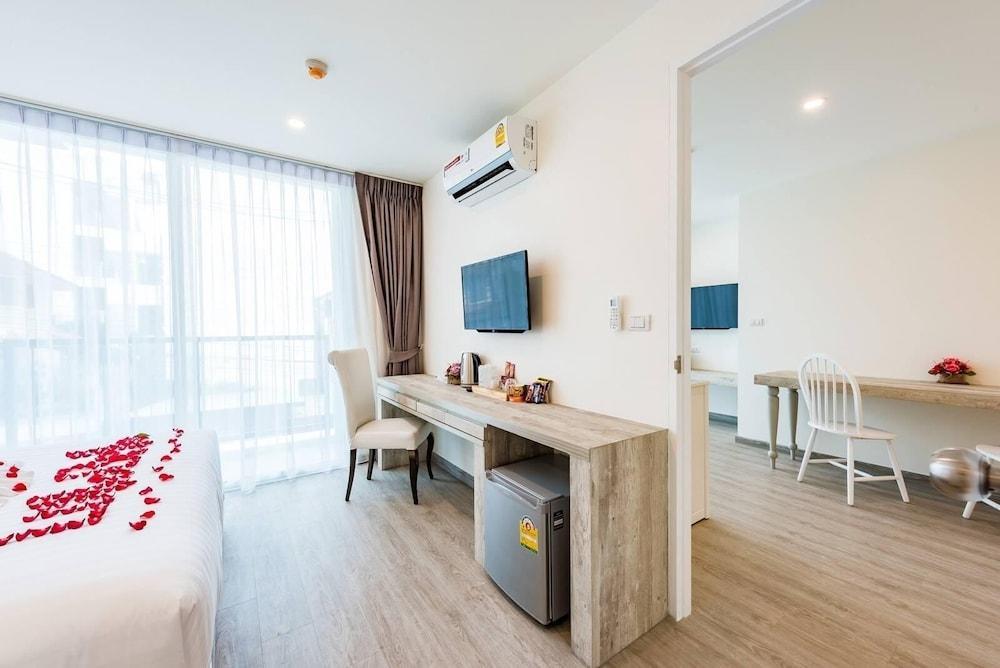LullaBella Hotel Patong Room Type - Elite Suite LullaBella Hotel Patong Room Type - Elite Suite