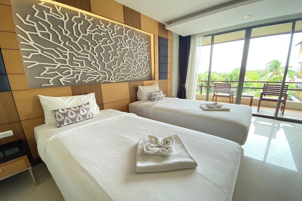 Aqua Resort Phuket - Near Beach and Chalong Pier Room Type - Deluxe Twin Room